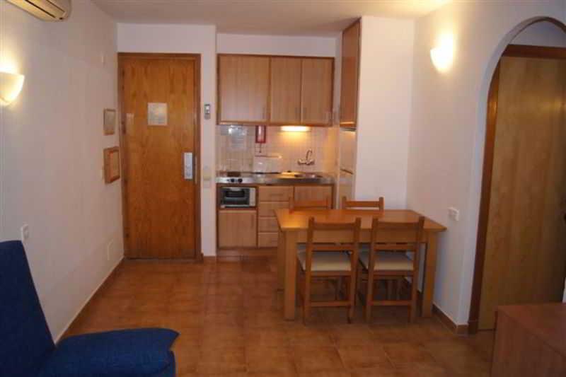 Seth Isla Paraiso Aparthotel 3*