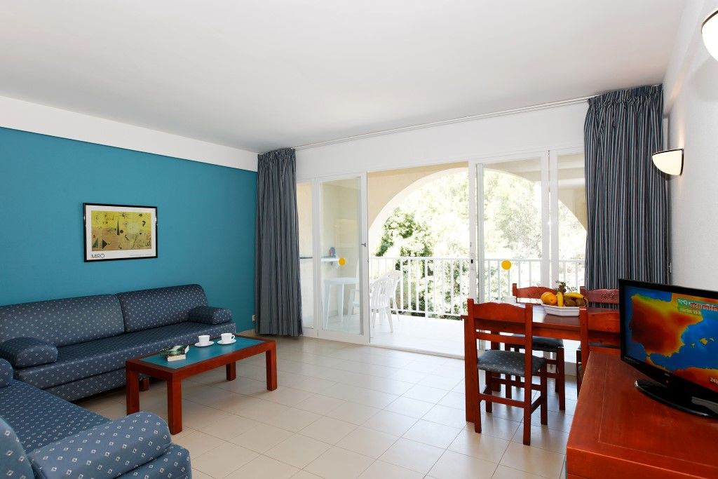 Aparthotel Comitas Floramar 4*