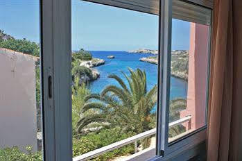 Hotel Cala Bona Y Mar Blava 2*