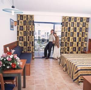 Marsenses Paradise Club Aparthotel Cala'N Bosch (Menorca)