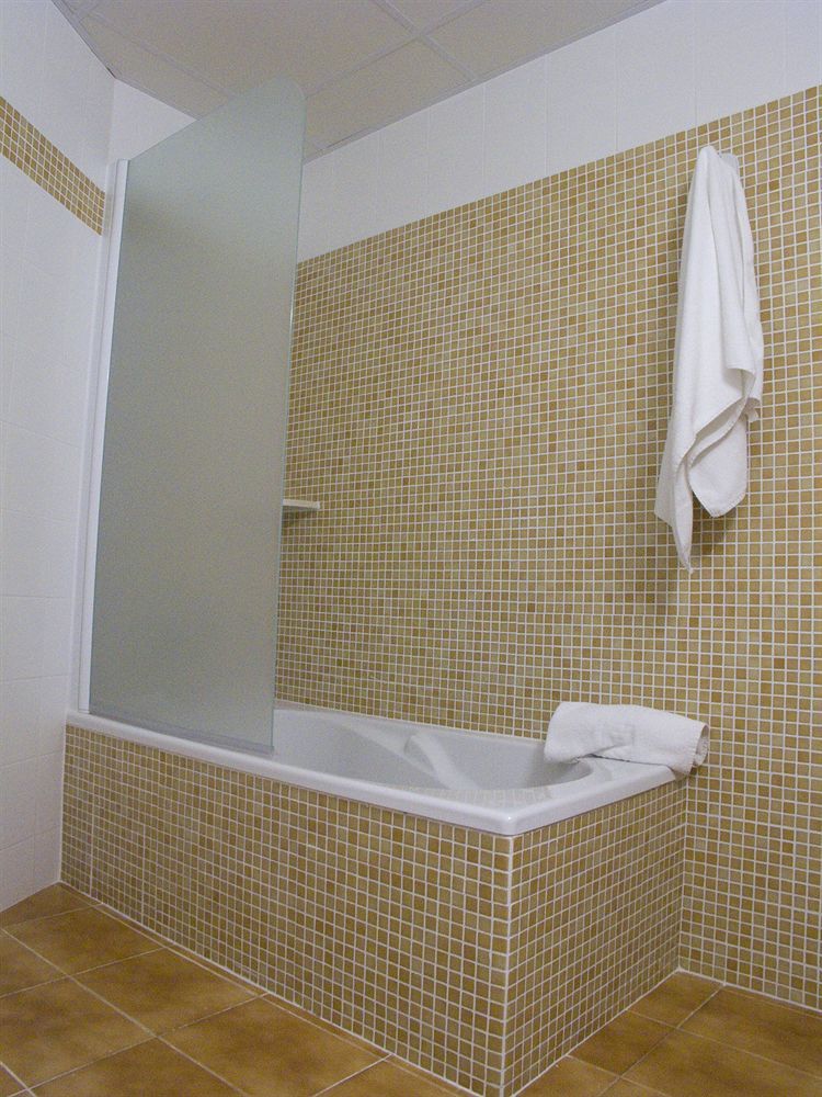 Apartahotel Blancala Cala Blanca (Menorca)