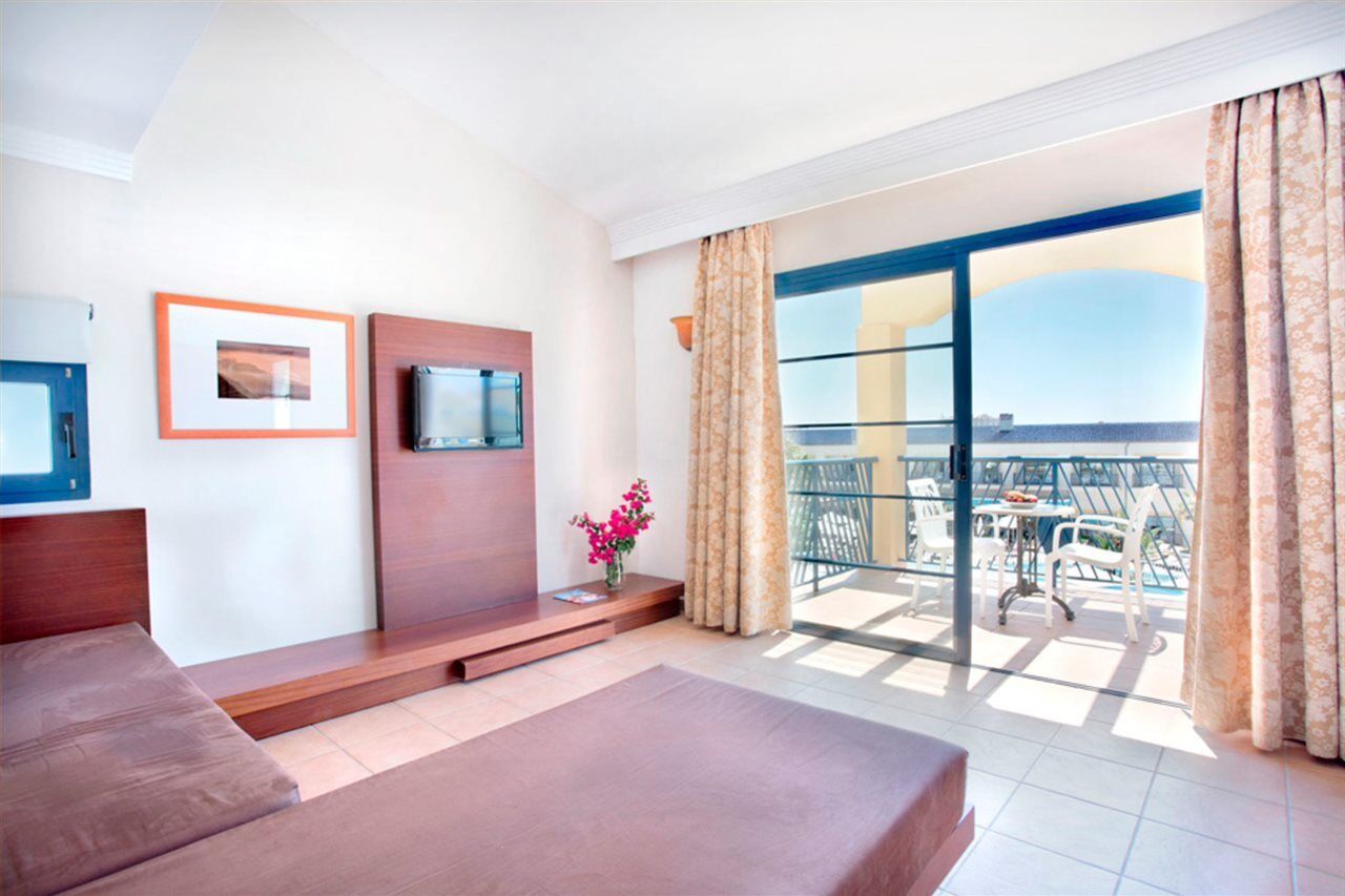 Aparthotel Marsenses Paradise Club Cala'N Bosch (Menorca)