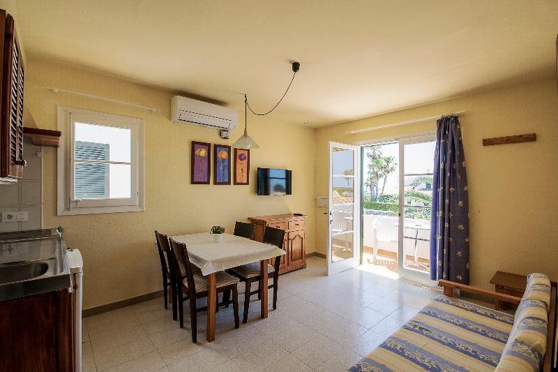 Hotel Brisas I & Ii Cala'N Bosch (Menorca)