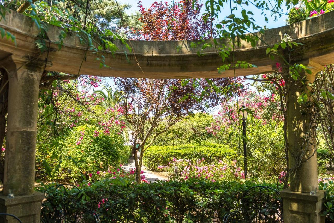 Rural Biniarroca - Adults Only